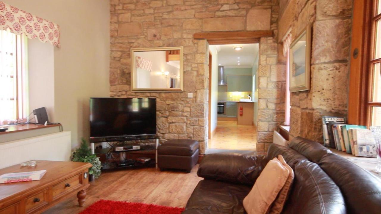 Smiddy Lodge Balloch Eksteriør bilde