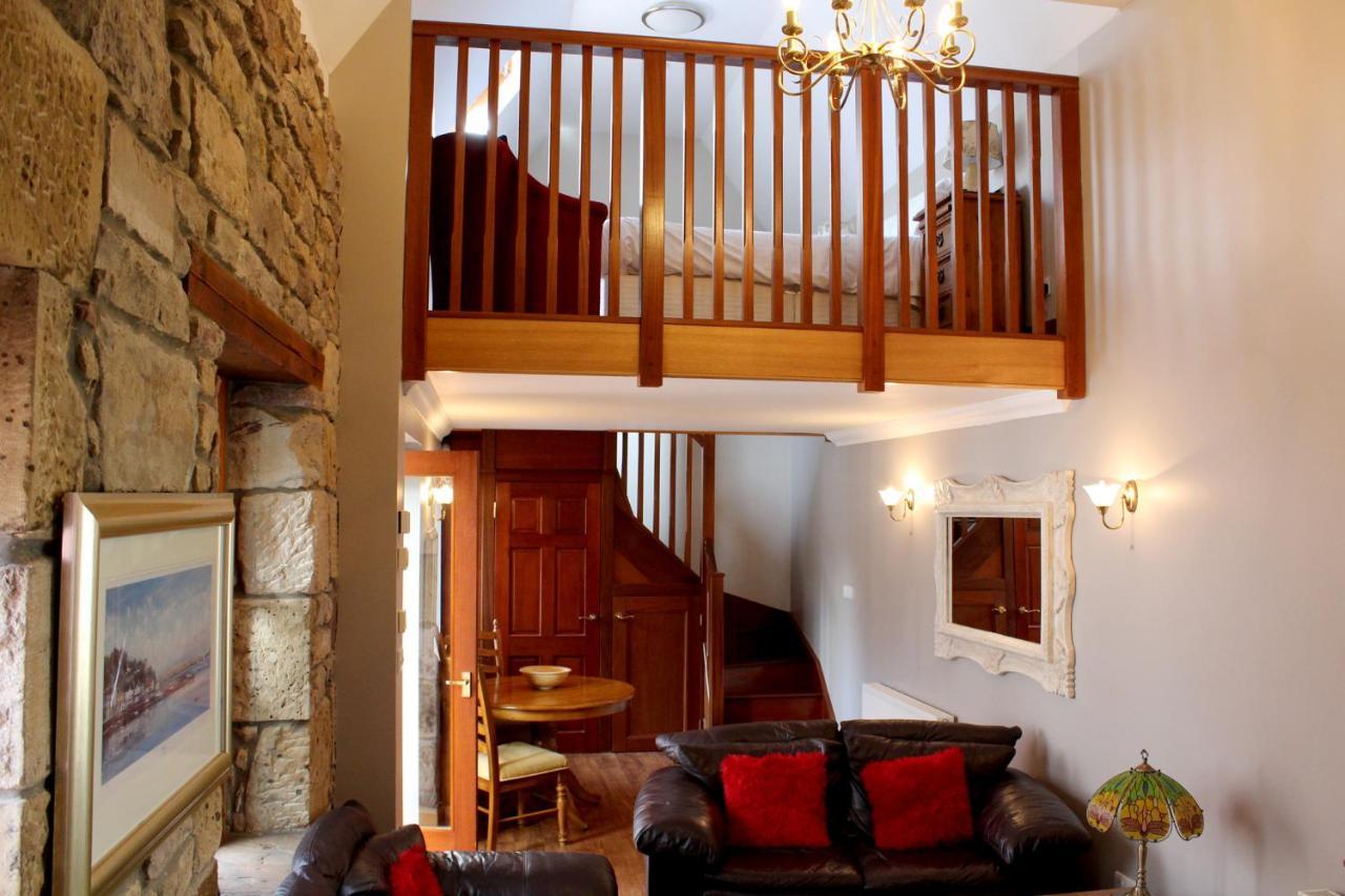 Smiddy Lodge Balloch Eksteriør bilde